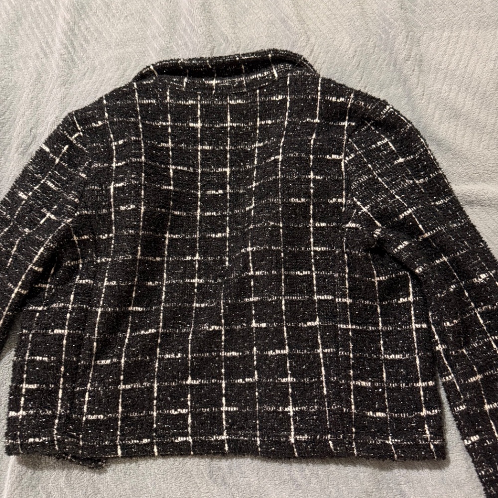 Jacket - Picture 3 of 4